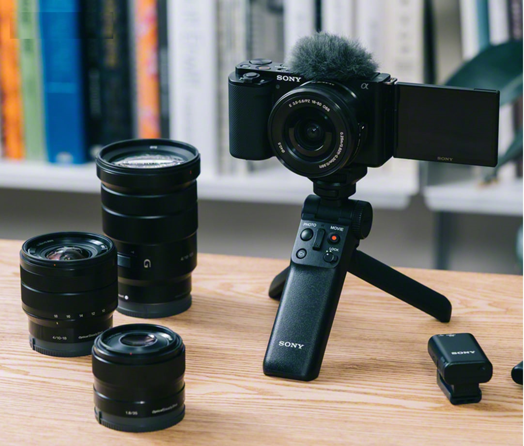 Компания Sony представила новую видеокамеру Alpha ZV-E10 для блогеров