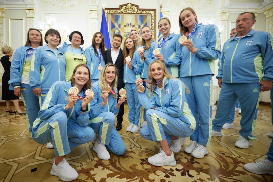 "Будут завидовать другие сборные": Зеленский встретился с олимпийцами и дал обещание