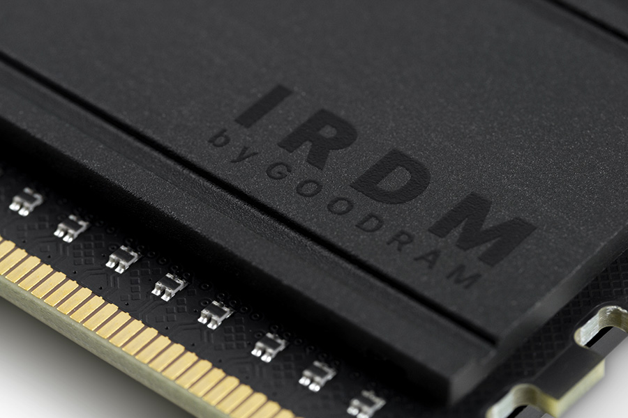 IRDM RGB DDR4
