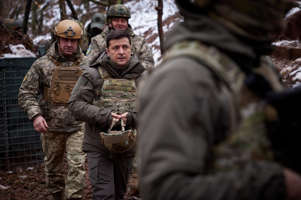 Зеленский посетил позиции украинской армии на Донбассе