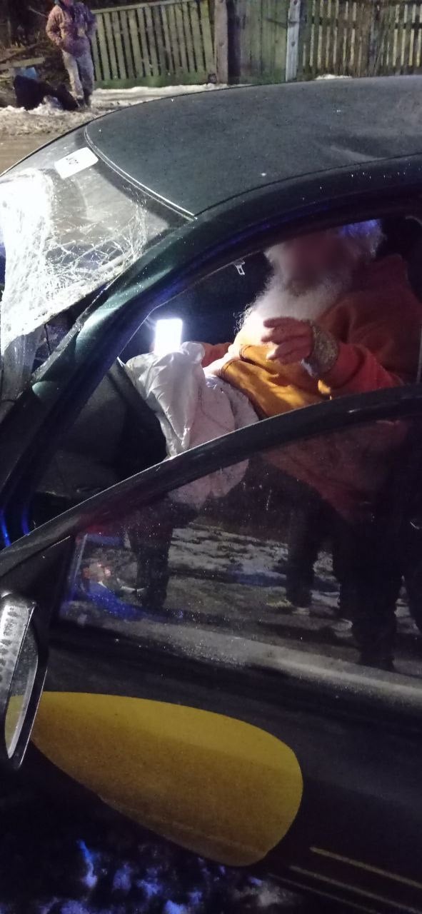 Под Киевом "Дед Мороз" попал в ДТП
