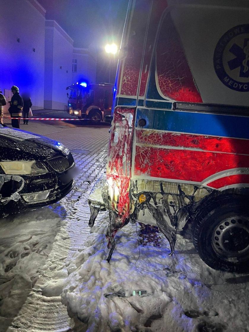 У Польщі підпалили машини швидкої допомоги, які призначалися для України