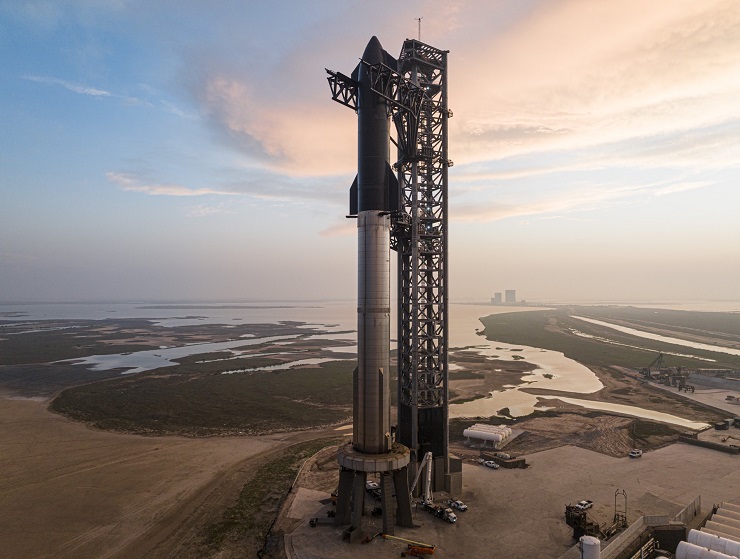 SpaceX готує перший запуск ракети Starship з повним навантаженням
