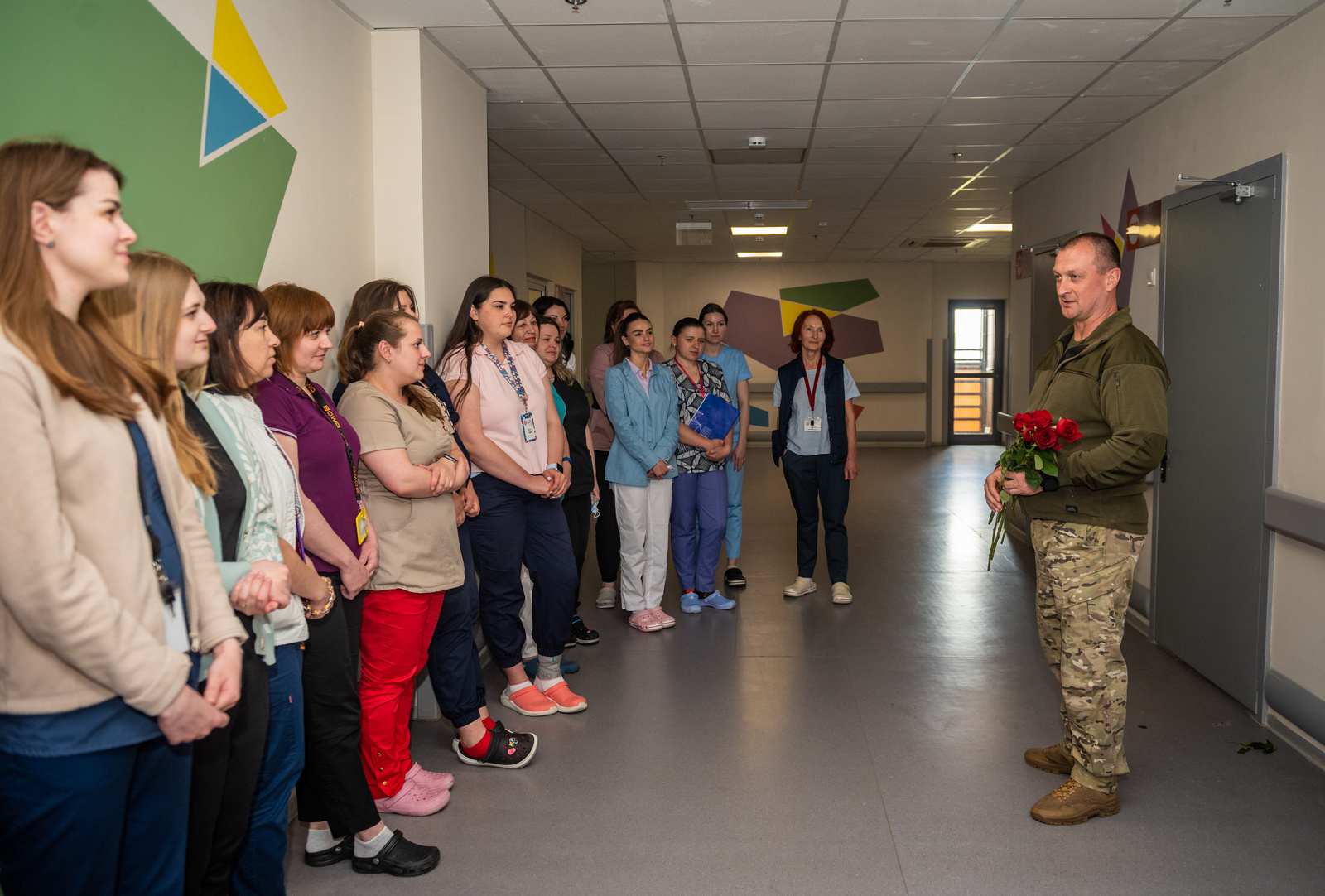 Командування Обʼєднаних Сил ЗСУ привітало персонал "Охматдиту" з Днем медичної сестри