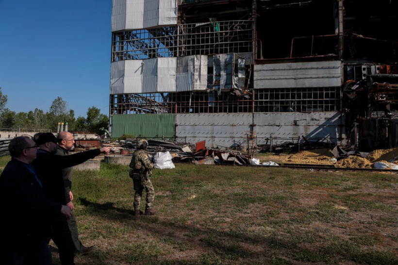 "Збитки колосальні": Шмигаль оглянув руйнування на Харківській ТЕЦ