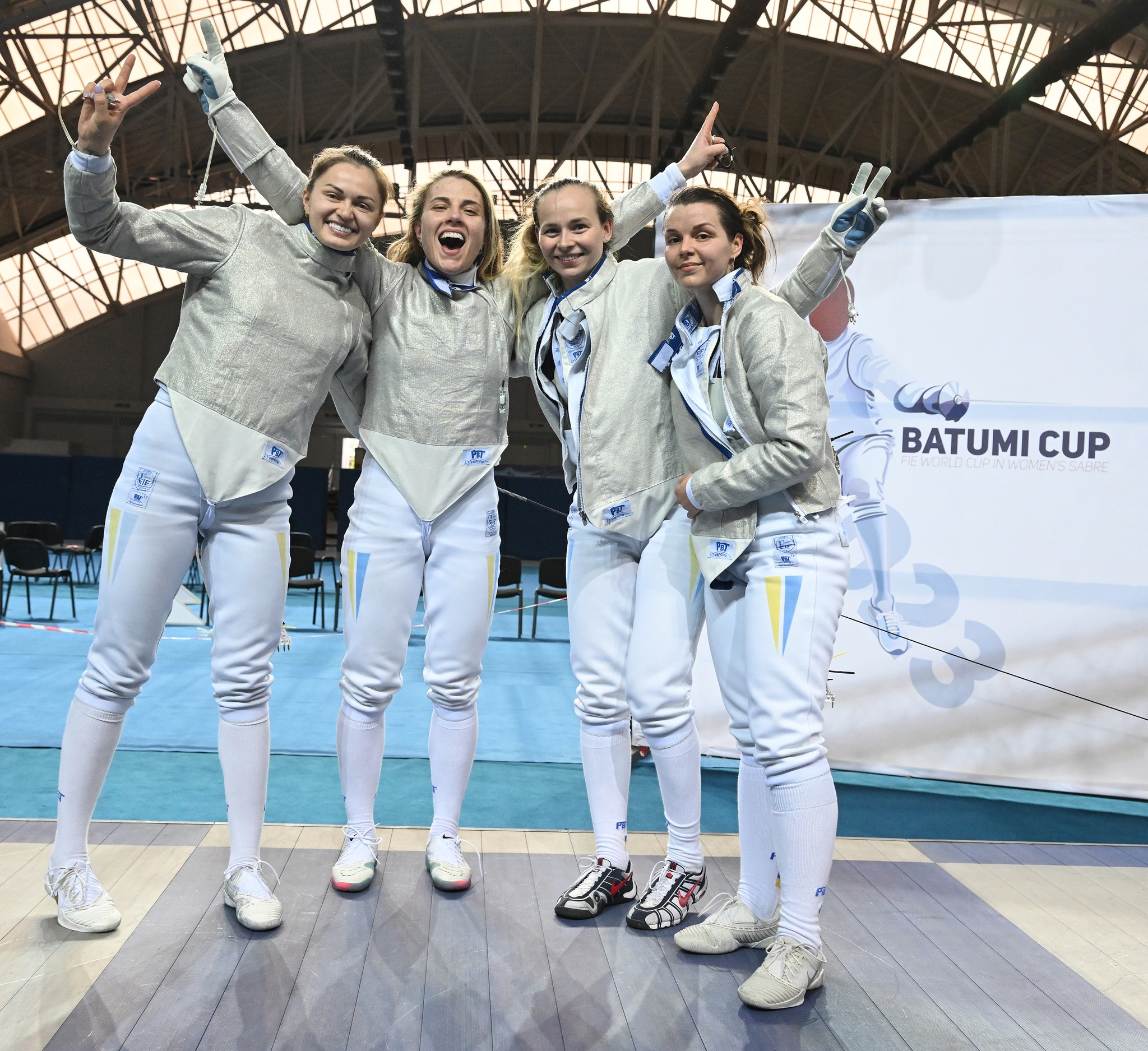 Жіноча збірна України з фехтування на шаблях виграла Кубок світу (відео)