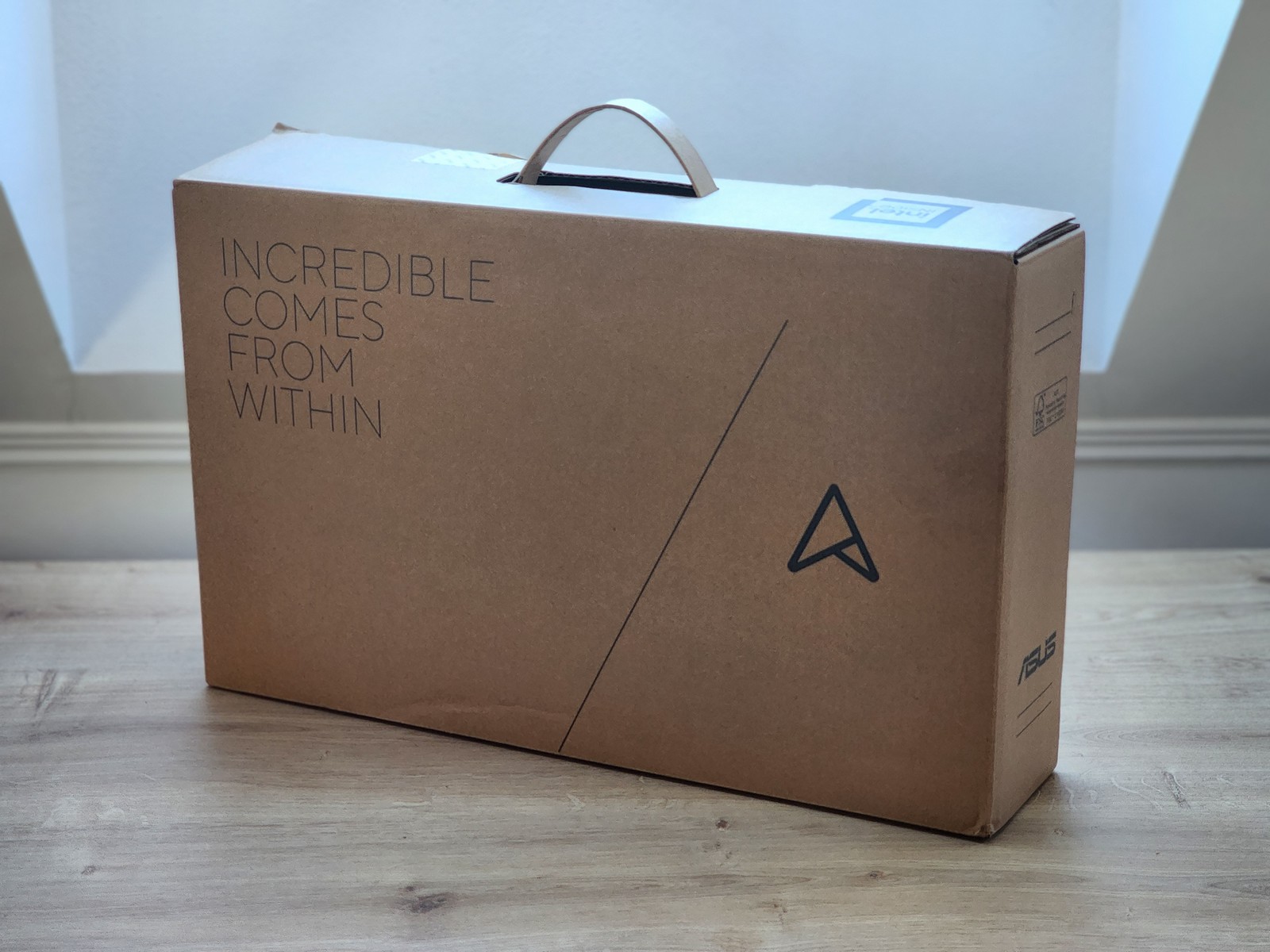 ASUS Zenbook S 13 OLED