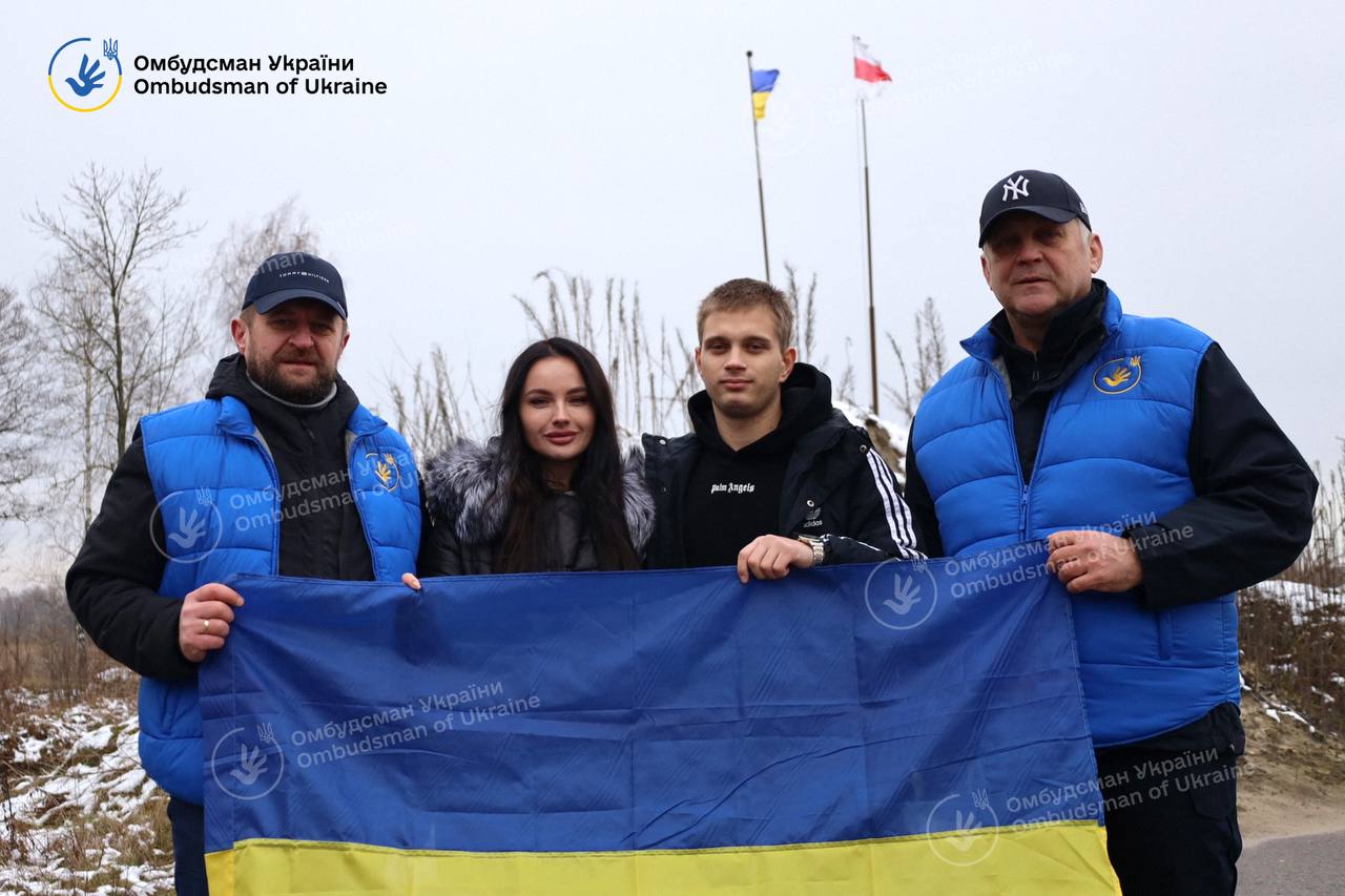Депортований з Маріуполя Богдан Єрмохін повернувся в Україну 