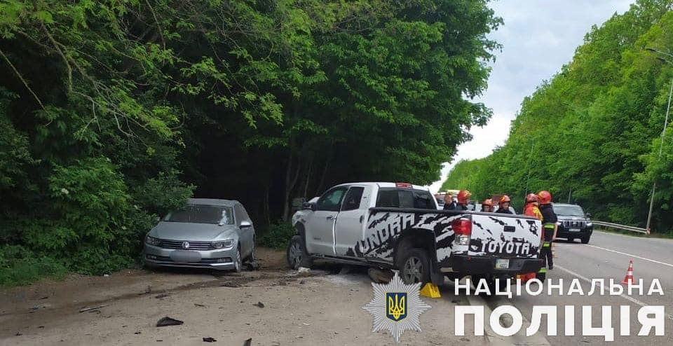 Під Вінницею у ДТП загинули троє поліцейських