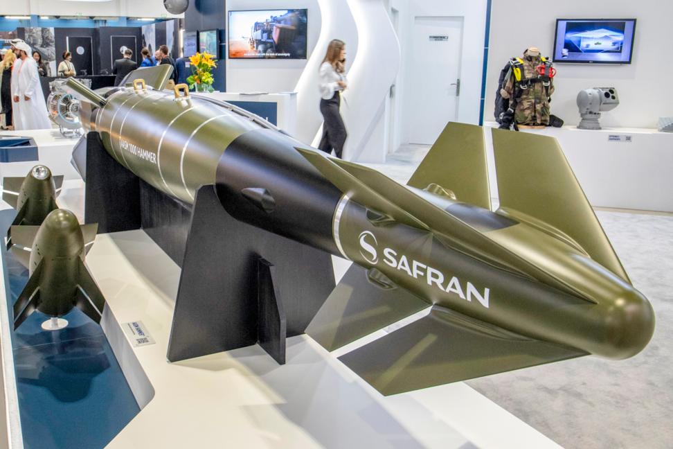 Високоточна плануюча авіабомба AASM HAMMER з різними модулями корекції