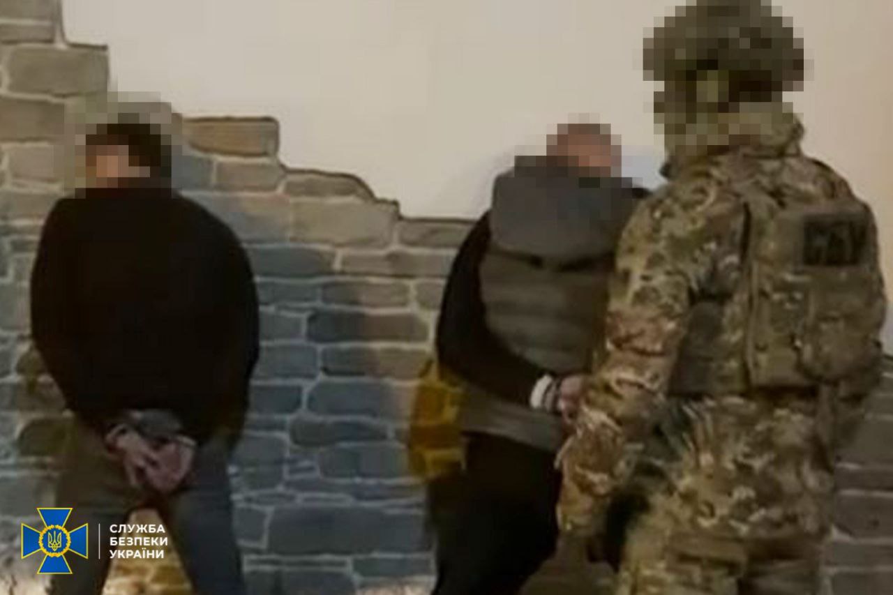 На Дніпропетровщині затримали банду рекетирів, яку очолював депутат місцевої ради