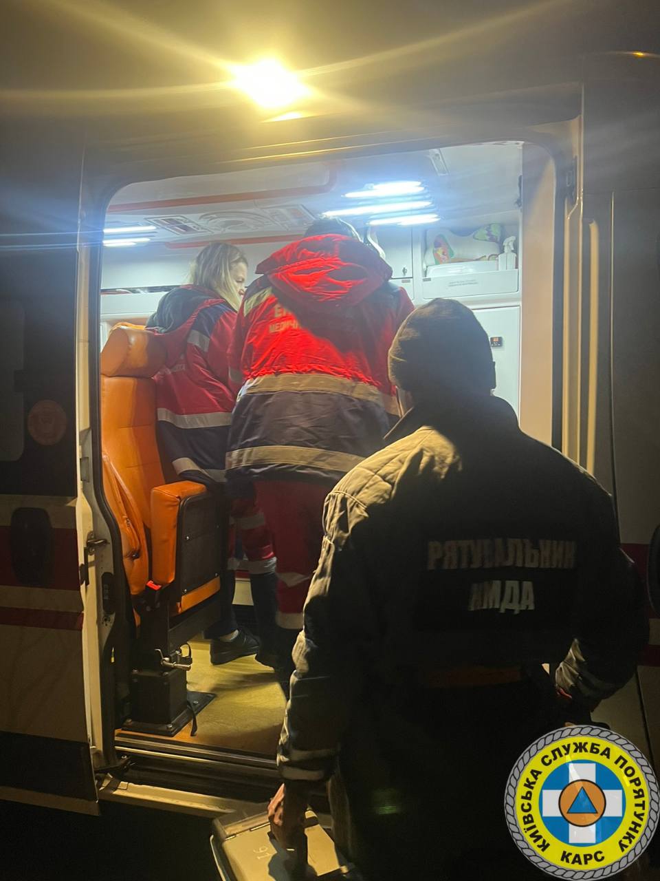У Києві 16-річна мати на кілька днів зачинила немовля у квартирі та зникла
