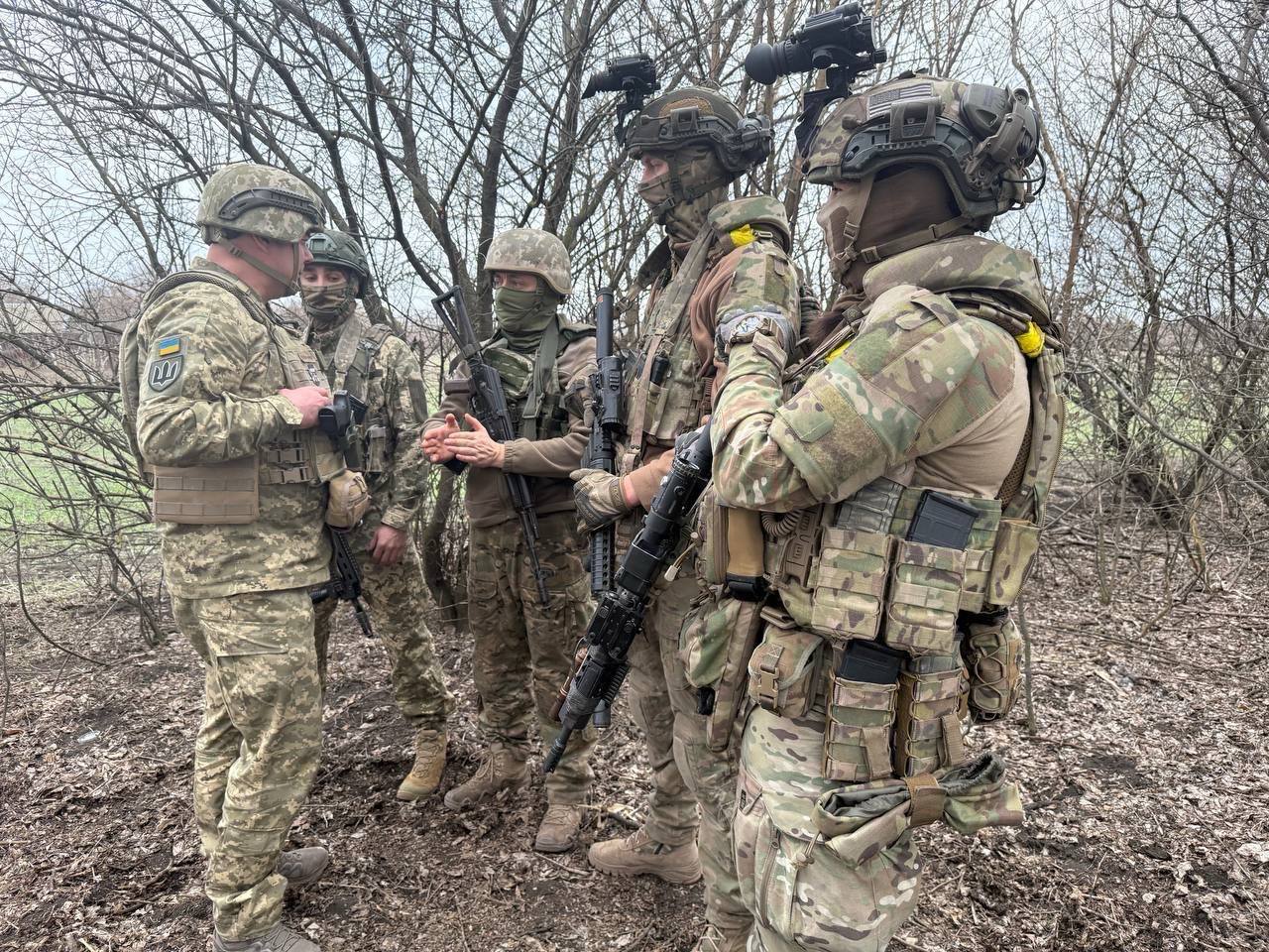 На Донеччині за місяць знищили 30 одиниць ворожої бронетехніки та 2000 окупантів - Наєв
