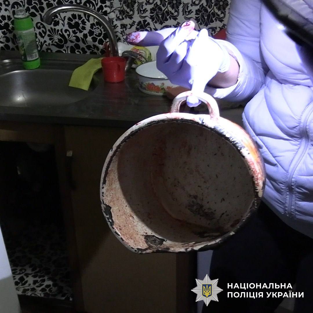 У Києві брати з Івано-Франківщини зарізали знаймого через російську музику