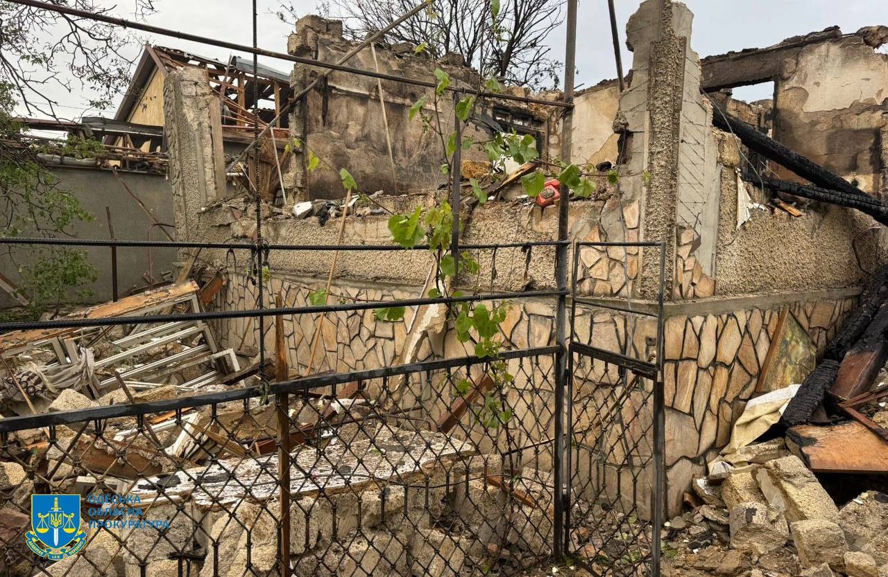 На Одещині "шахеди" зруйнували будинок, поранена дитина