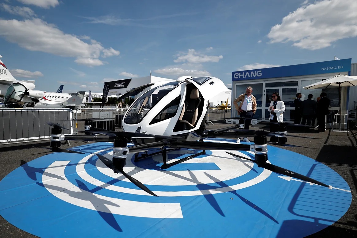 Двомісний електричний мультикоптер EH216-S компанії EHang