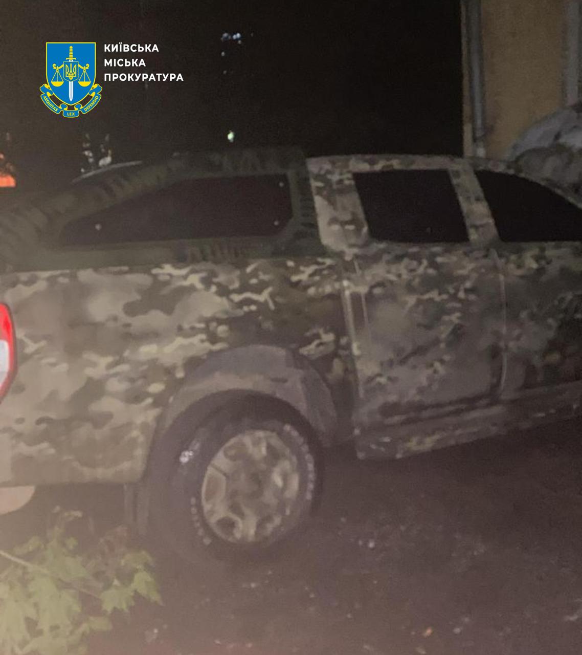 У Києві ексвійськовий спалив автомобіль Героя України у його день народження