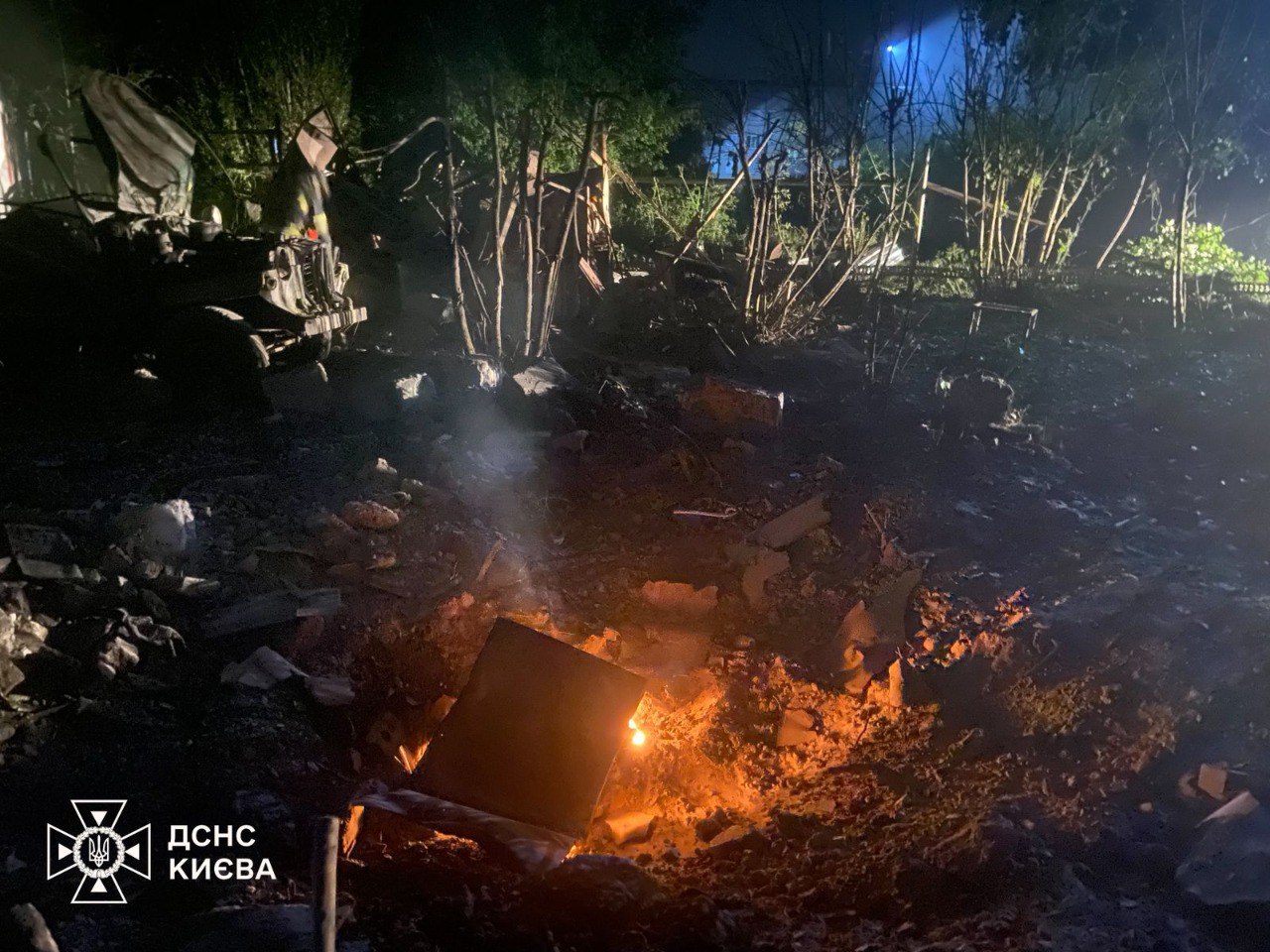 Київ вночі атакували "шахеди", у кількох районах впали уламки