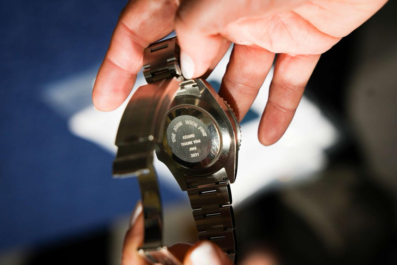 Вкрадені годинники Кіану Рівза знайшли у Чилі під час рейду силовиків