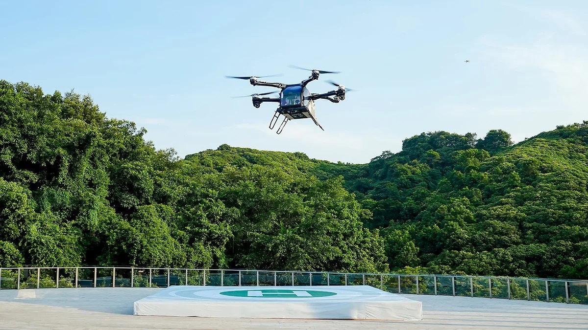 Два летючі автомобілі Xpeng зіткнулися у повітрі в Китаї