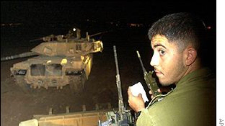 Израильские танки окружают Дженин