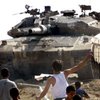Израильские танки разрушили недостроенный порт