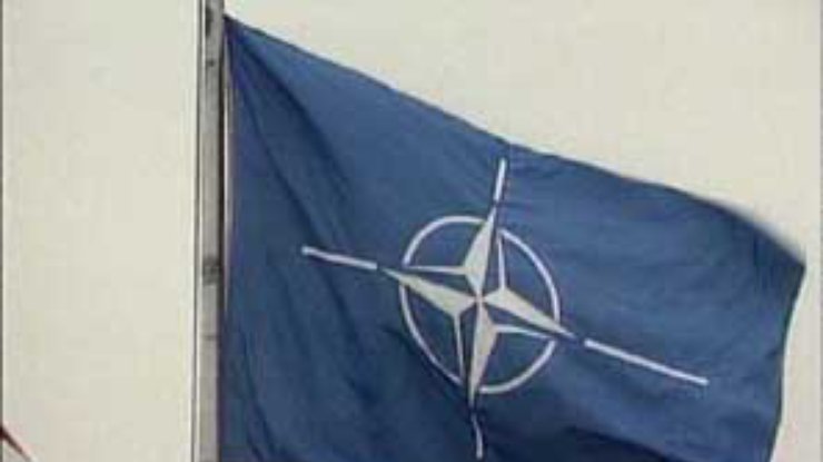 Население Украины считает НАТО неагрессивным блоком