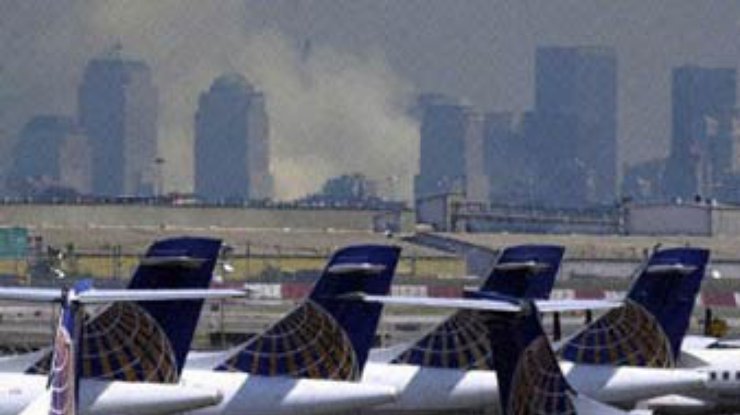 Подручные бен Ладена пытались приобрести в США "Боинг-727"