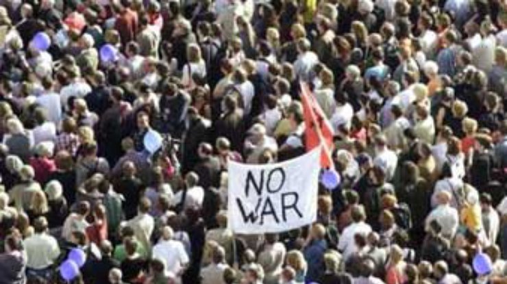 Великобритания и ФРГ протестуют против бомбардировок Афганистана