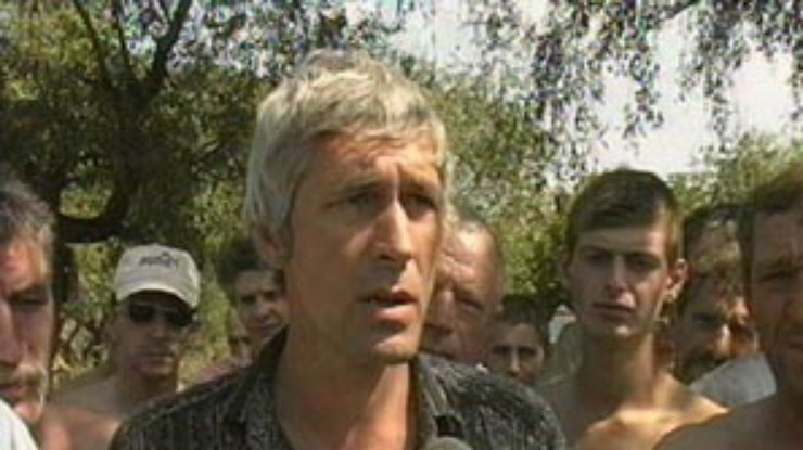 40 шахтеров пикетируют Луганскую облгосадминистрацию
