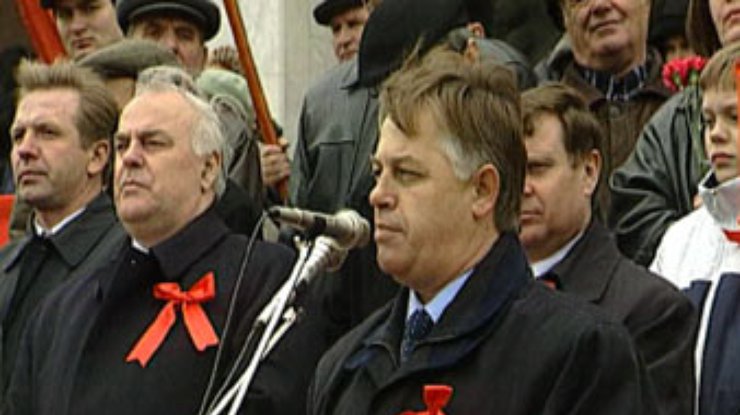 Седьмое ноября с привкусом грядущих выборов