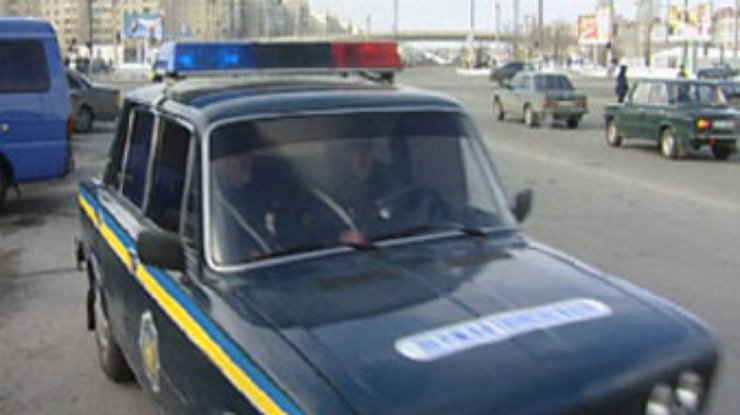 Автомобиль милиционера врезался в машину супруги Богдана Бойко