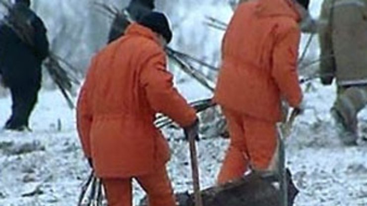 На разбившемся в России Ил-18 были три гражданина Украины