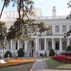 Алупкинский и Ливадийский дворцы могут превратиться в госдачи для украинских чиновников