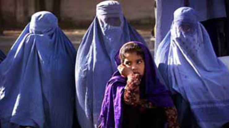 Афганские женщины желают власти