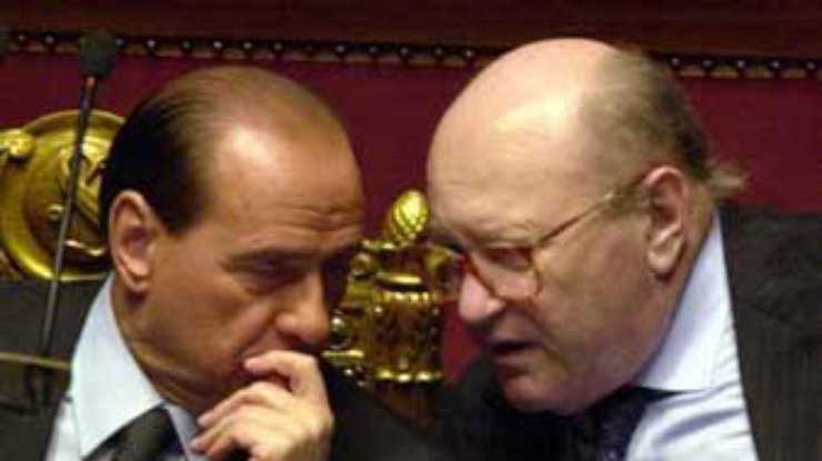 Министр иностранных дел Италии ушел в отставку из-за евро