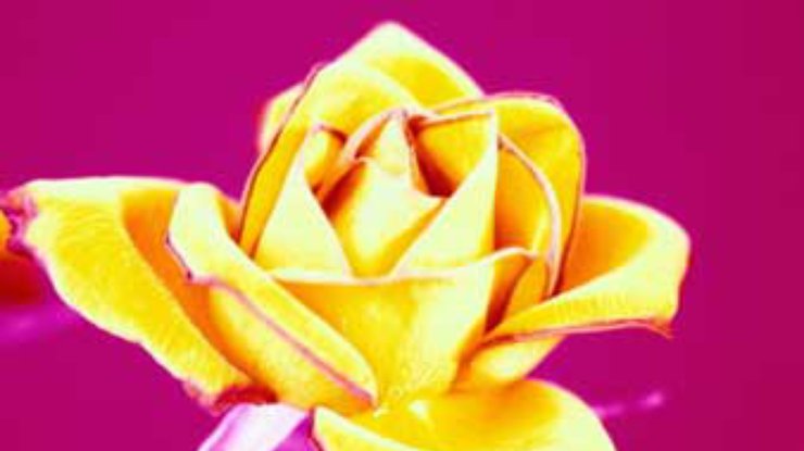 Таиланд выпустил марки с запахом свежих роз