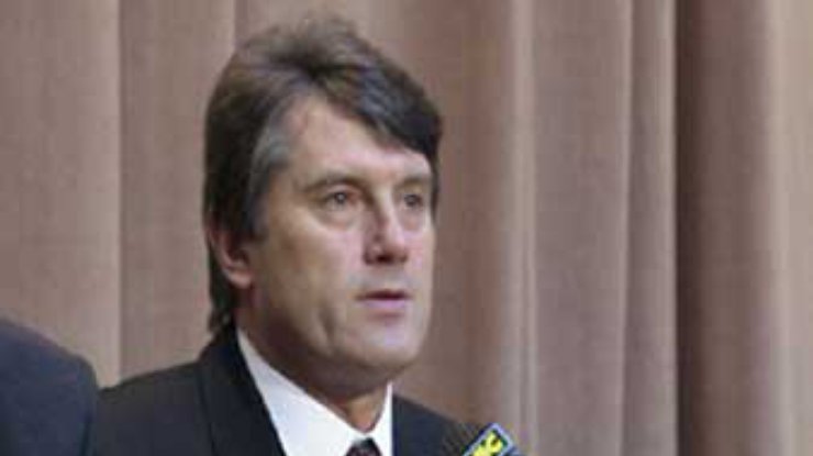 Ющенко осуждает использование компромата