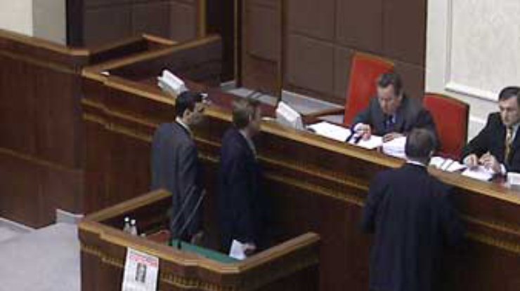 Плющ и Гавриш лидируют в своих одномандатных округах