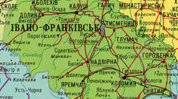 Интеллигенция Ивано-Франковска требует прекратить бесчинства украинофобов