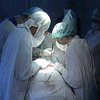Хирурги помогают китайцам изучать иностранные языки