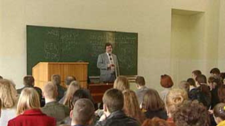 В ПТУ Киева будет увеличено количество групп для учеников с физическими и умственными недостатками
