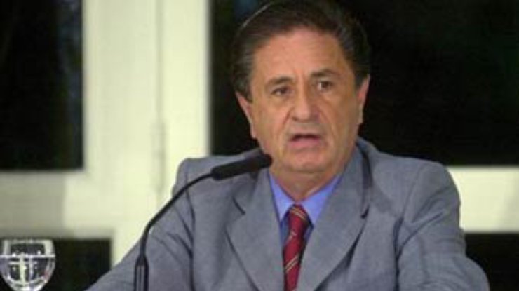 Президент Аргентины создал "список политиков, желающих уйти в отставку"
