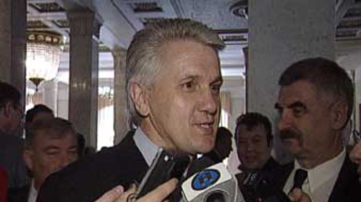 Литвин прогнозирует "острые дискуссии" вокруг проекта бюджета-2003