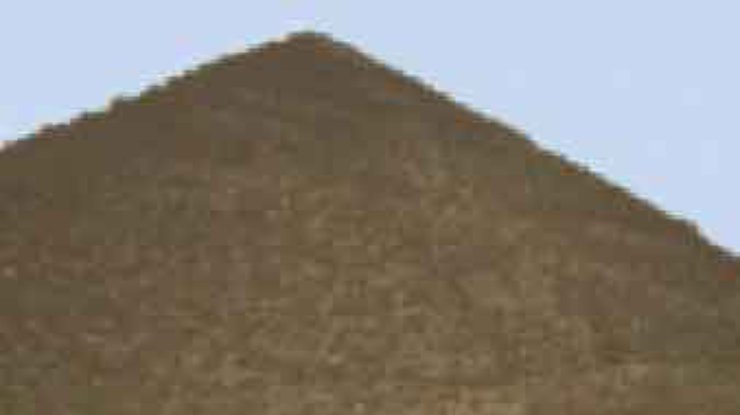 В пирамиде Хеопса найдена новая дверь