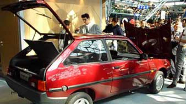 Во Львове открылась автомобильная выставка