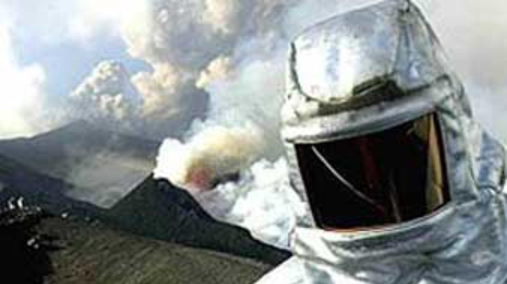 В Италии минувшей ночью началось извержение вулкана Этна