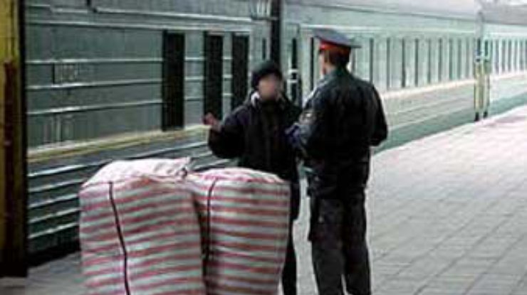В поезде "Москва-Кишинев" пограничники обнаружили 8 нелегалов