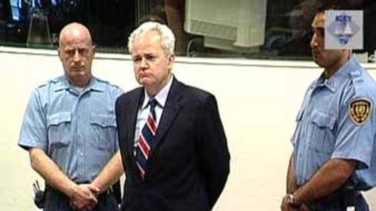В Гааге возобновились слушания по делу Милошевича