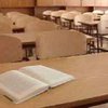Плата за пользование учебниками в школах признана неконституционным